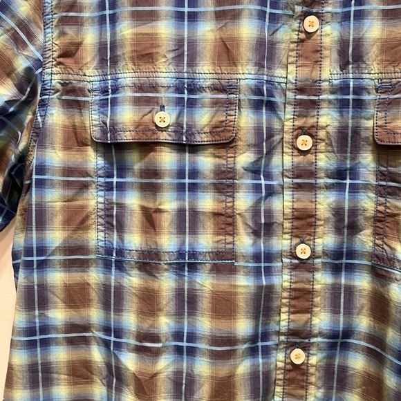 TOMMY Bahama Button Down Blue and Brown Short Sleeve Plaid Shirt size large - Picture 2 of 7